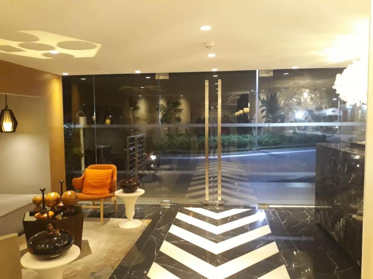 מנילה Azure Urban Resort Residence R&C - Paranaque מראה חיצוני תמונה